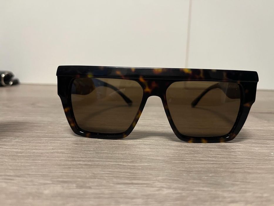 Дамски слънчеви очила