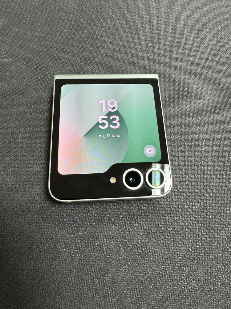 Samsung Galaxy Z Flip 6 12/512gb