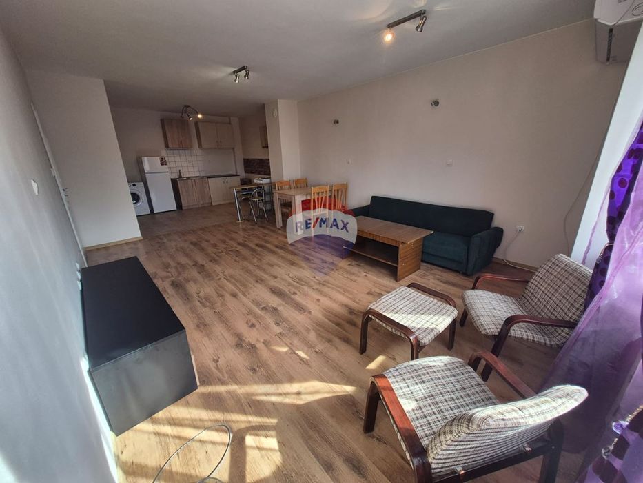 Двустаен апартамент под наем, Колхозен пазар, гр. Варна ДВ 4228