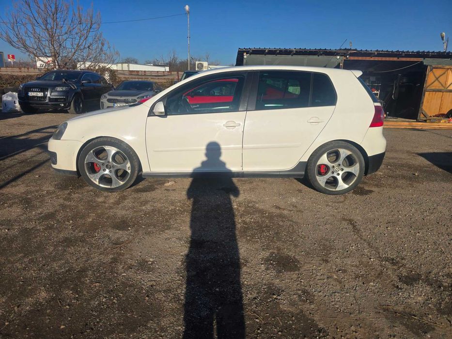 **САМО НА ЧАСТИ***  Volkswagen Golf 5 GTI, DSG, Алкантара 2.0TFSI