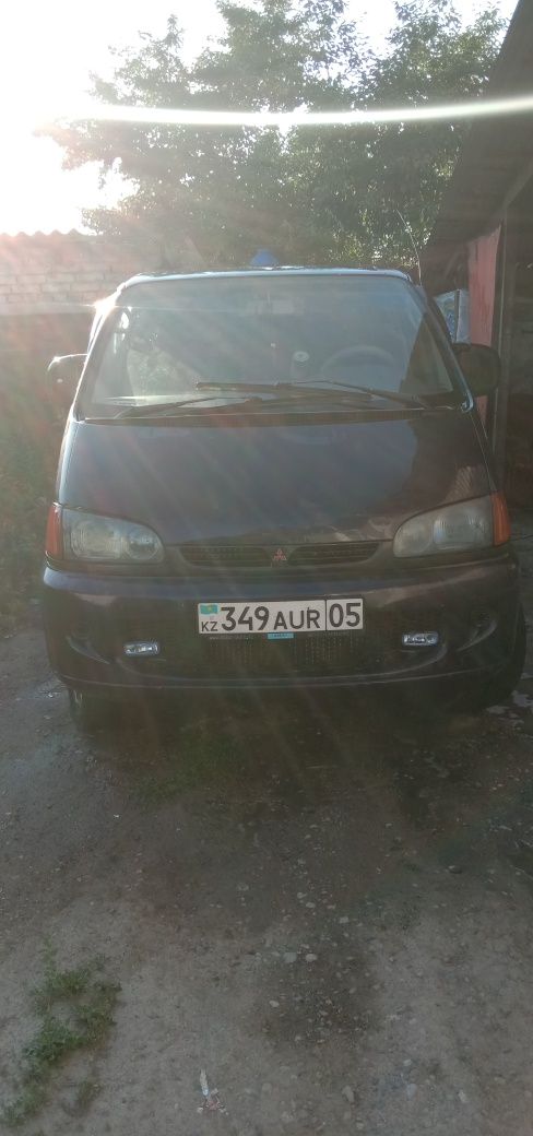Продам Mitsubishi L400