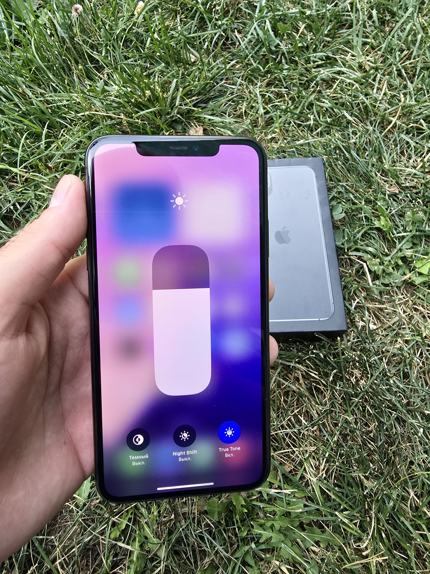 Ideal xolatta Iphone 11 pro max 256 karopka dakumentli