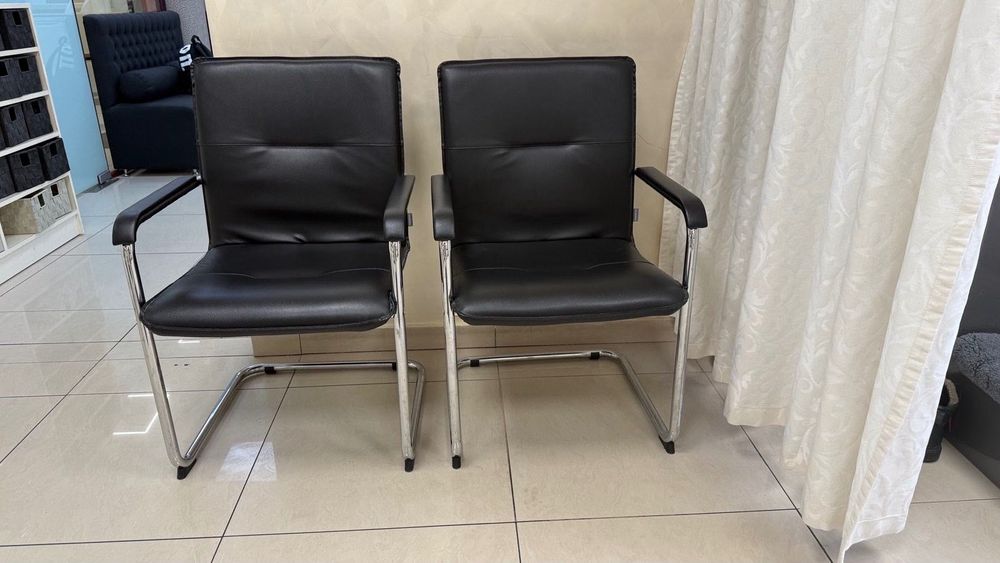 Стол (Конферентен стол)