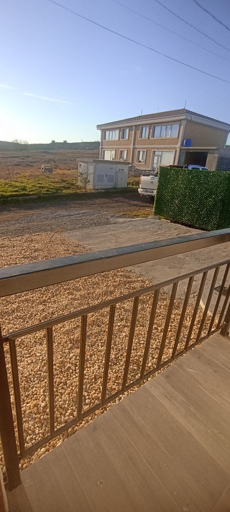 Дава се под наем Къща в с. Лъка, Област Бургас - 65 кв.м за 433.5 € - Снимка #1