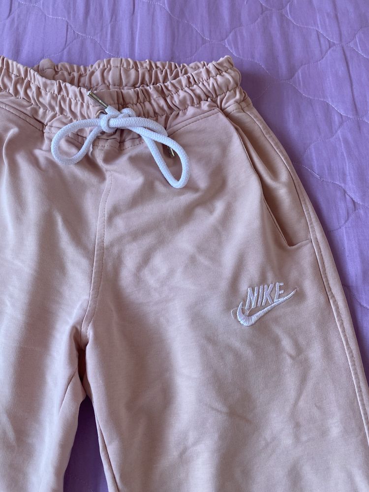 Спортен комплект Nike