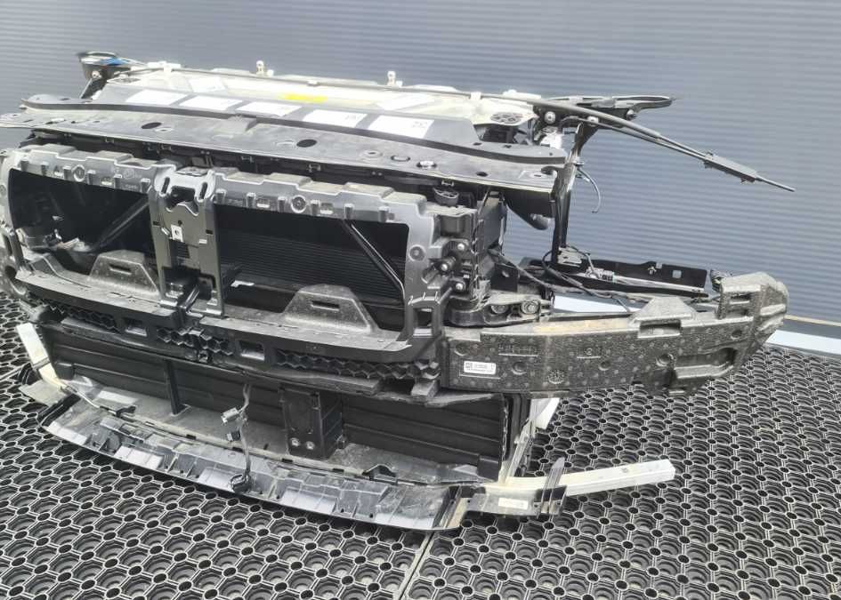 Маска Очеларка Греда Радиатори Вентилатор BMW i4 G26 i435 35 eDrive35
