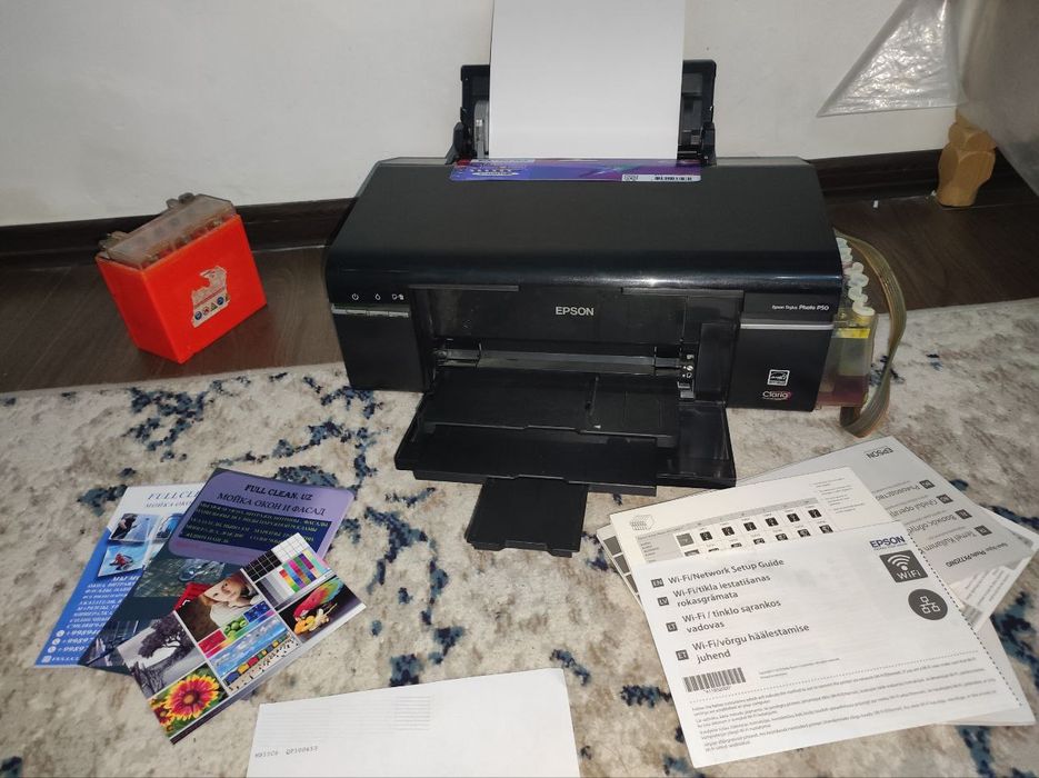 Epson P 50 Dyuz 100% 6 ta rangPrabegi endgina 7000 uyda Kam ishlagan