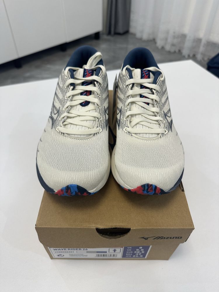 Adidasi alergare Mizuno 38.5 ( adidasi alergare nike , mizuno , adidas