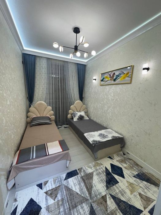 Gagarin kuchada 4 xona 4 etajda ajoyip kvartira sotiladi