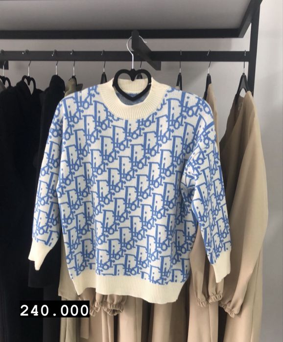 Свитер кофта Диор новый