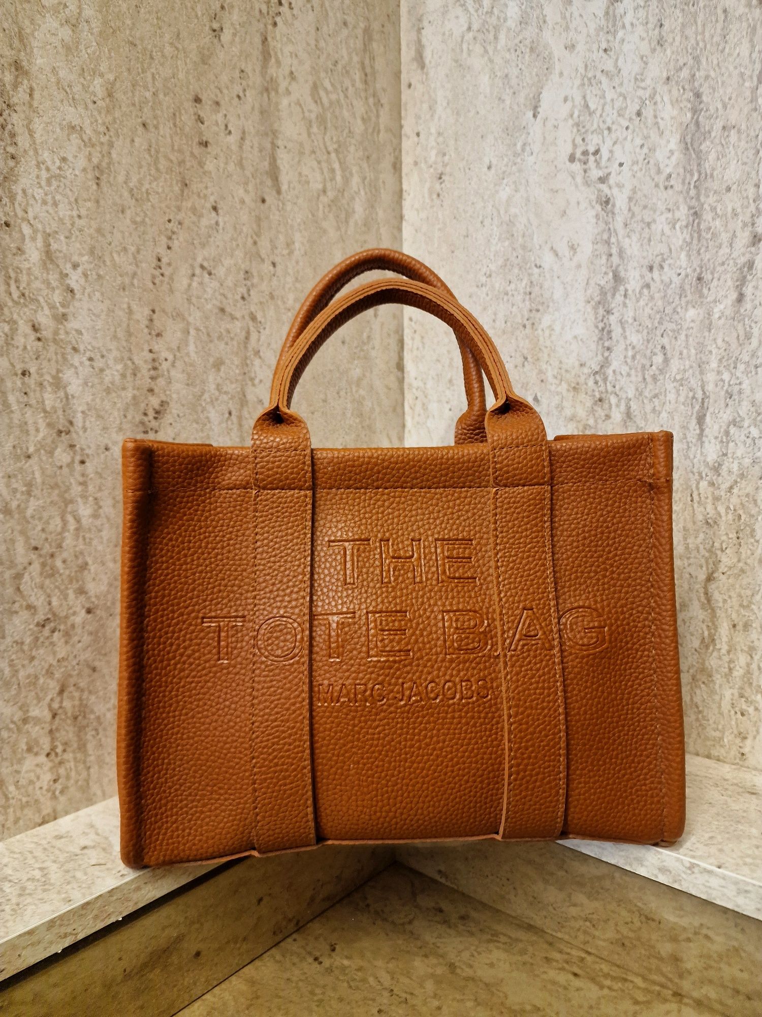 Стилна дамска чанта The Tote Bag