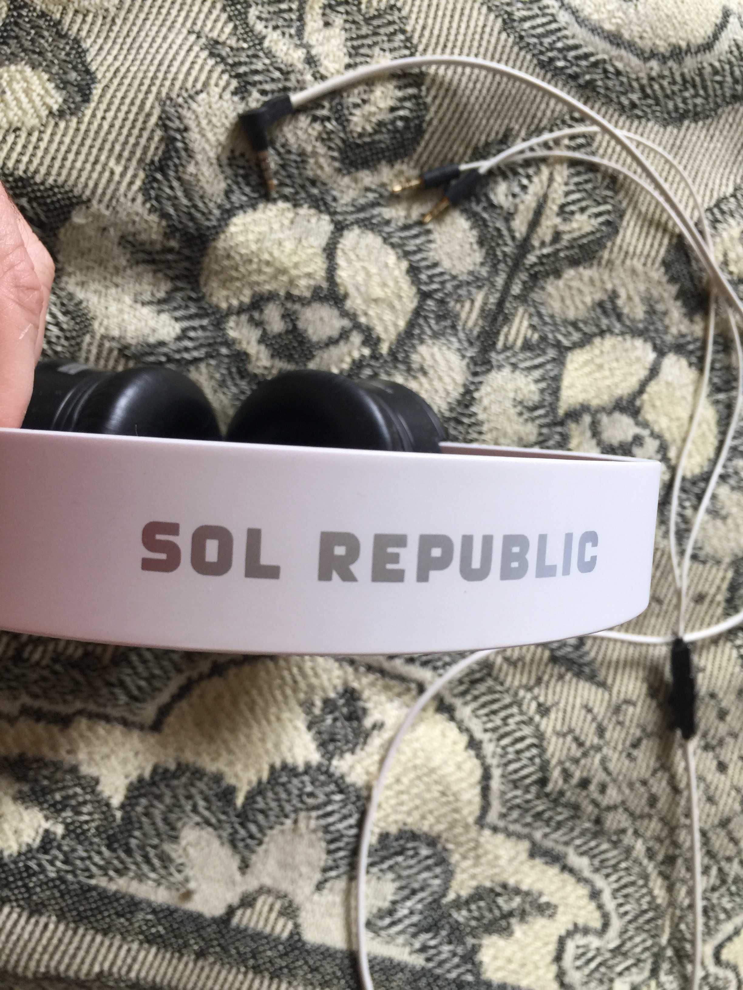 Качествени аудио слушалки Sol Republic
