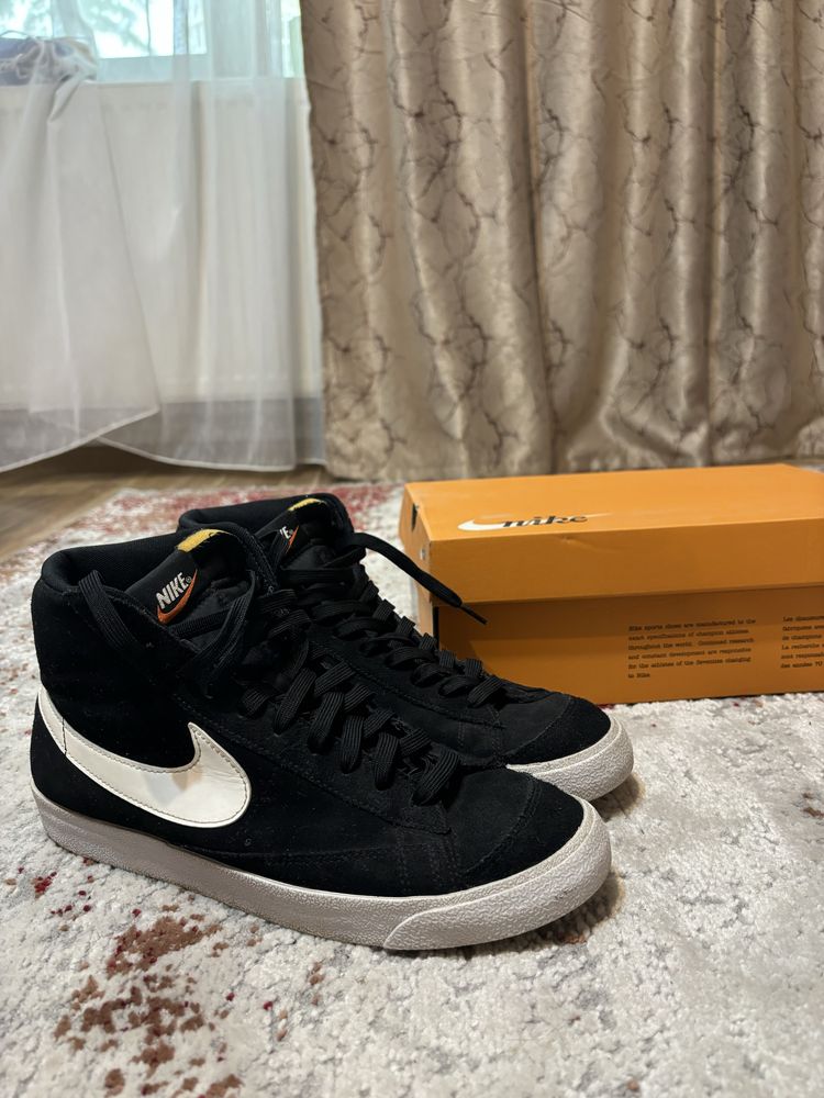 Nike Blazer MID ‘77 Suede Black