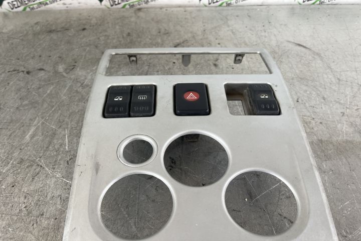 Buton avarie Dacia Logan prima generatie