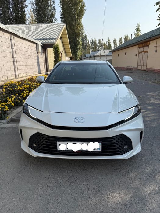 TOYOTA Camry 2024