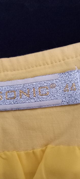 Fusta Sonic galbenă