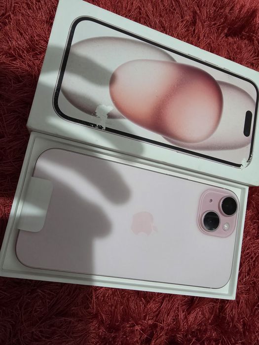 -Iphone 15, Nou, 128Gb, 8Ram, 0 cicluri incarcare, nefolosit, Pink Tit