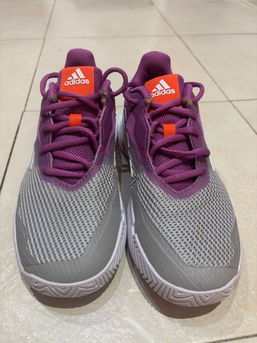 Adidas обувки за тенис