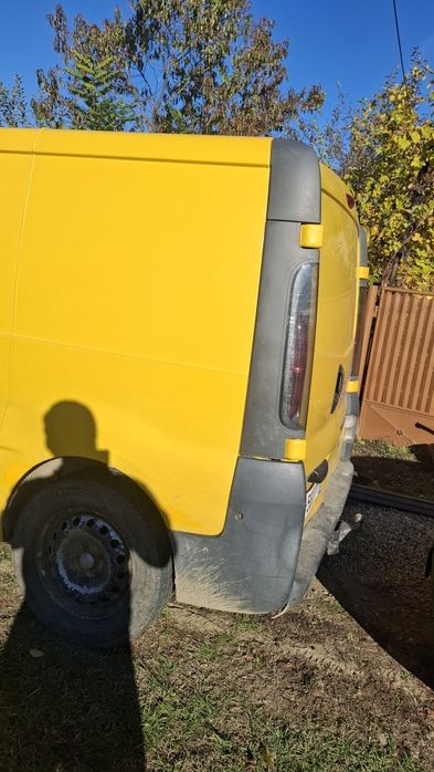 Vând autoutilitară  opel vivaro