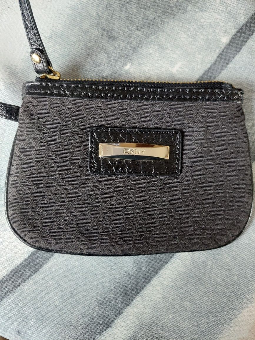 Coach, Calvin Klein,  DKNY, Sonia Rykiel, портмонета/несесери
