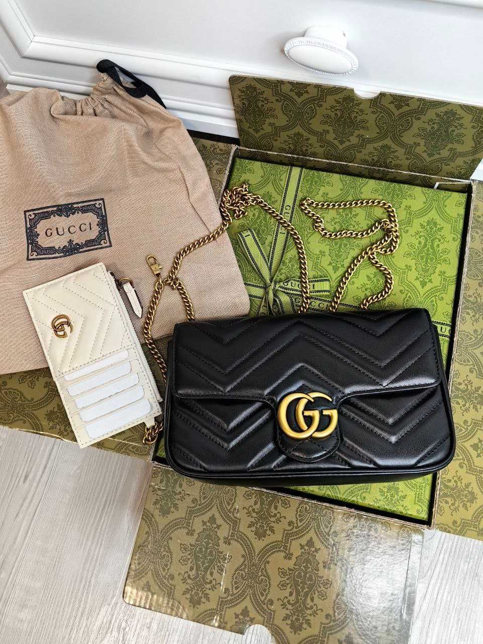 Дамска Чанта Gucci GG MARMONT Super Mini Bag 100% Leather