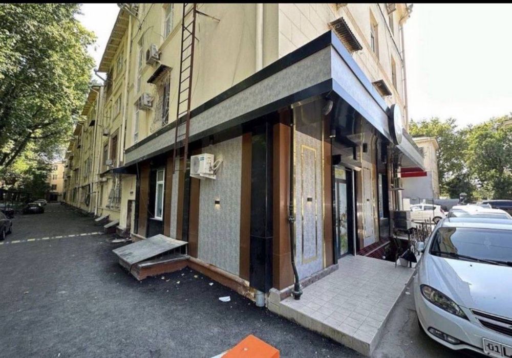 Лабзак | 66кв - нежилое помещение вдоль дороги Аренда