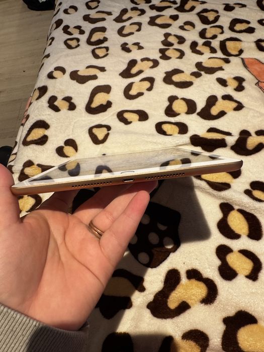 Ipad Generatia A 8-a