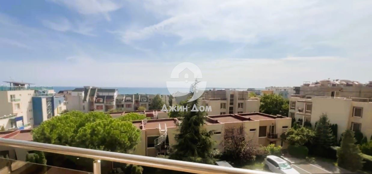 Продава се Двустаен апартамент в Свети Влас - 90 кв.м за 1056 €/кв.м - Снимка #3