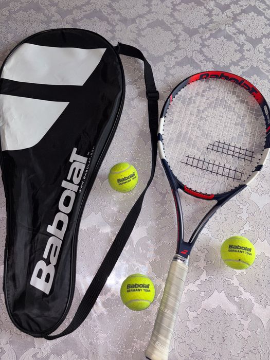 Теннисная ракетка Babolat