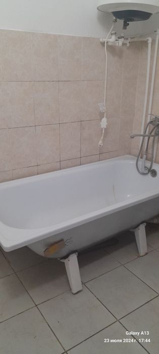 Продам ванну и умывальник новое