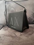 Страхотна кожена чанта с дълга дръжка Armani Exchange
