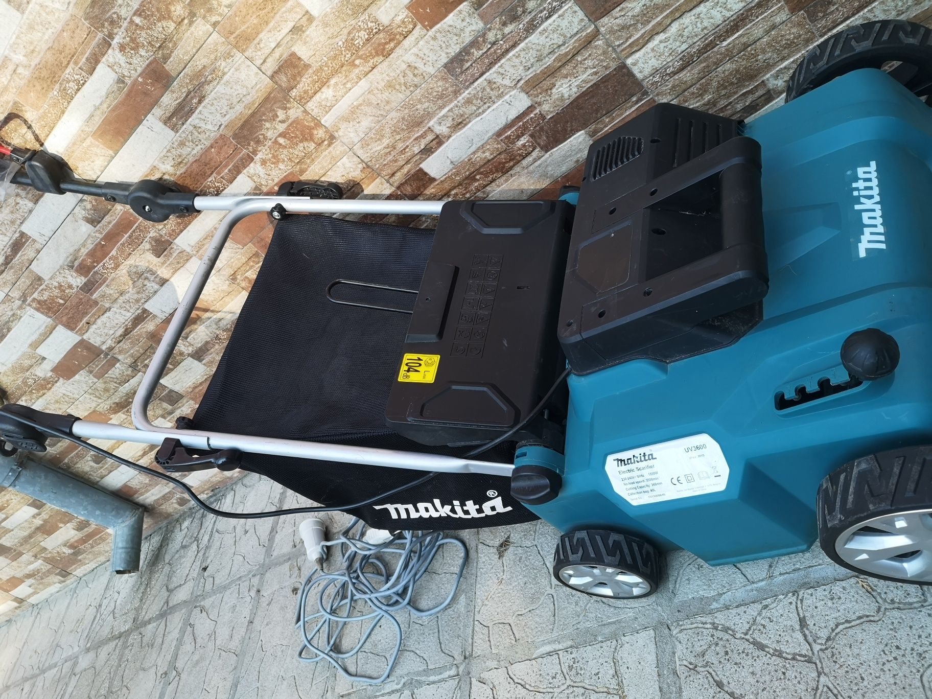 Айратор Makita UV3600  1800WAT 360mm