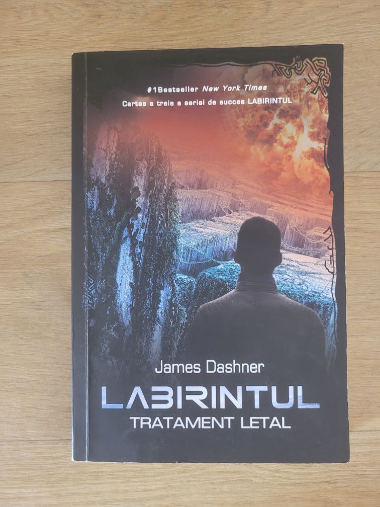 Pachet carti James Dashner Labirintul