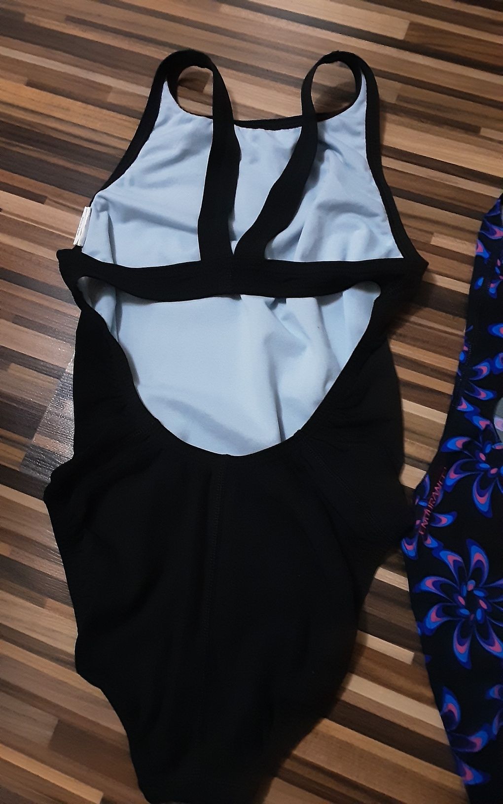 (XS) Calvin klein и NIKE  цял бански и горница CK
