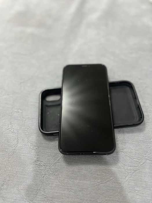 iPhone Xr  Акум:73%