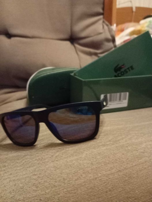 Слънчеви очила Lacoste
