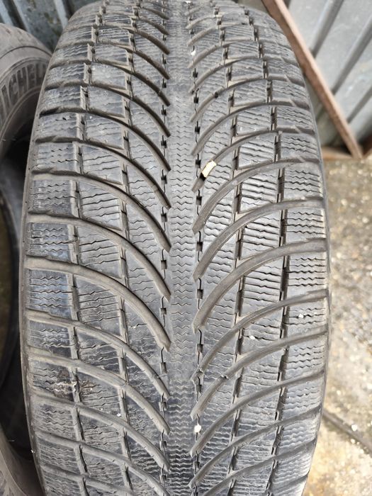 Anvelope 235 65 r18 iarna Michelin doua bucati