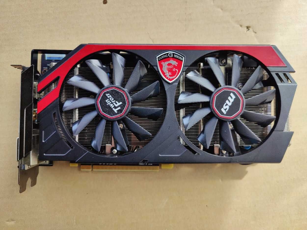 Placa video Radeon MSI R9 270X GAMING 2G