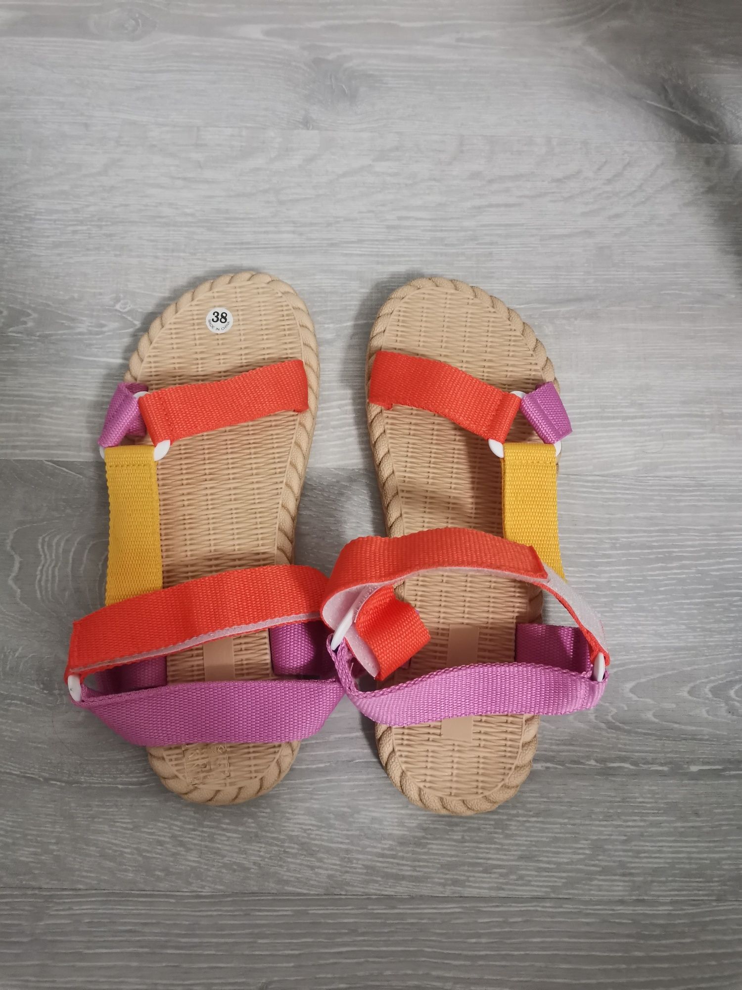 Sandale Shein colorate