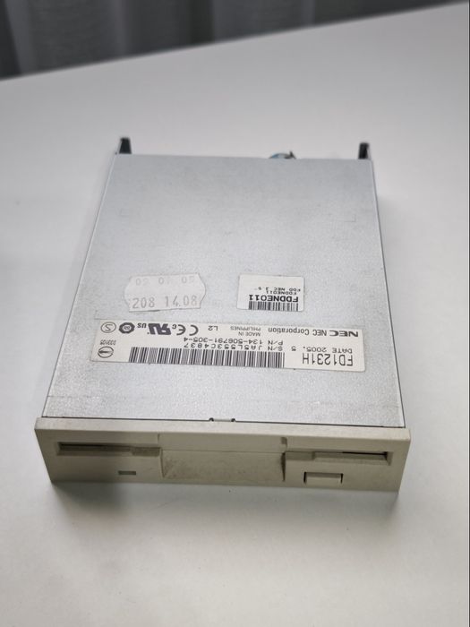 Floppy disk drive Nec FD1231H