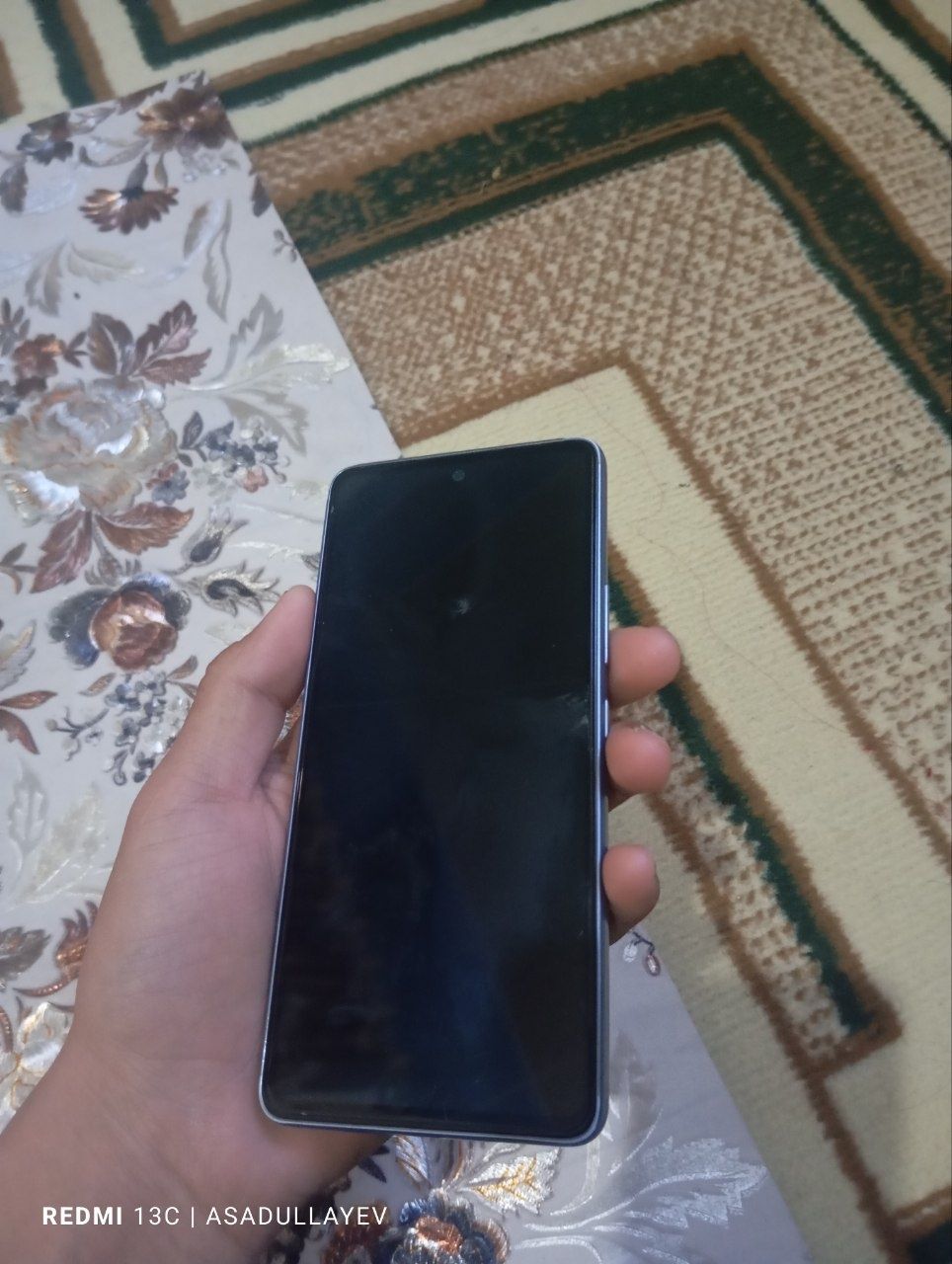 Samsung a 53 5g sotiladi holati yaxshi