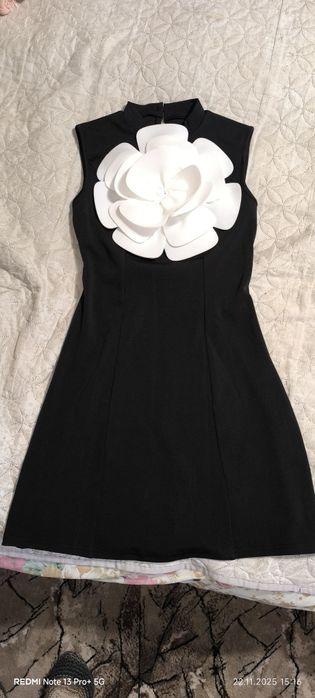 Дамска Ежедневна Рокля Размер S  ЧОСТО НОВА ! ! !