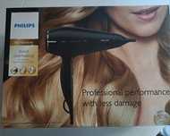 Професионален сешоар Philips