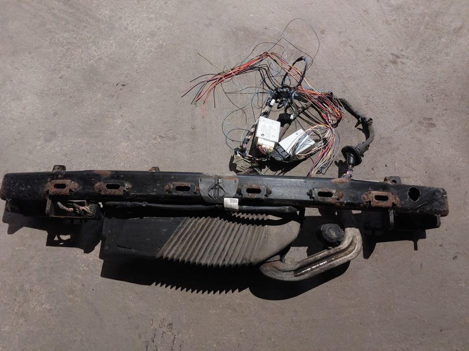 Cârlig rabatabil electric BMW F10 F11 complet cu module și instalație