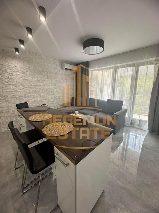 Продава се Двустаен апартамент в Варна, Аспарухово - 70 кв.м за 1829 €/кв.м - Снимка #1