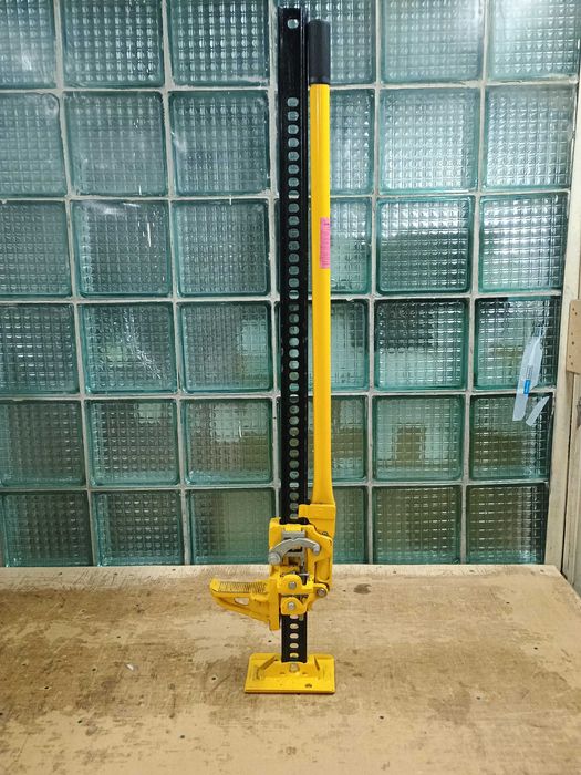 Реечный домкрат хай джек