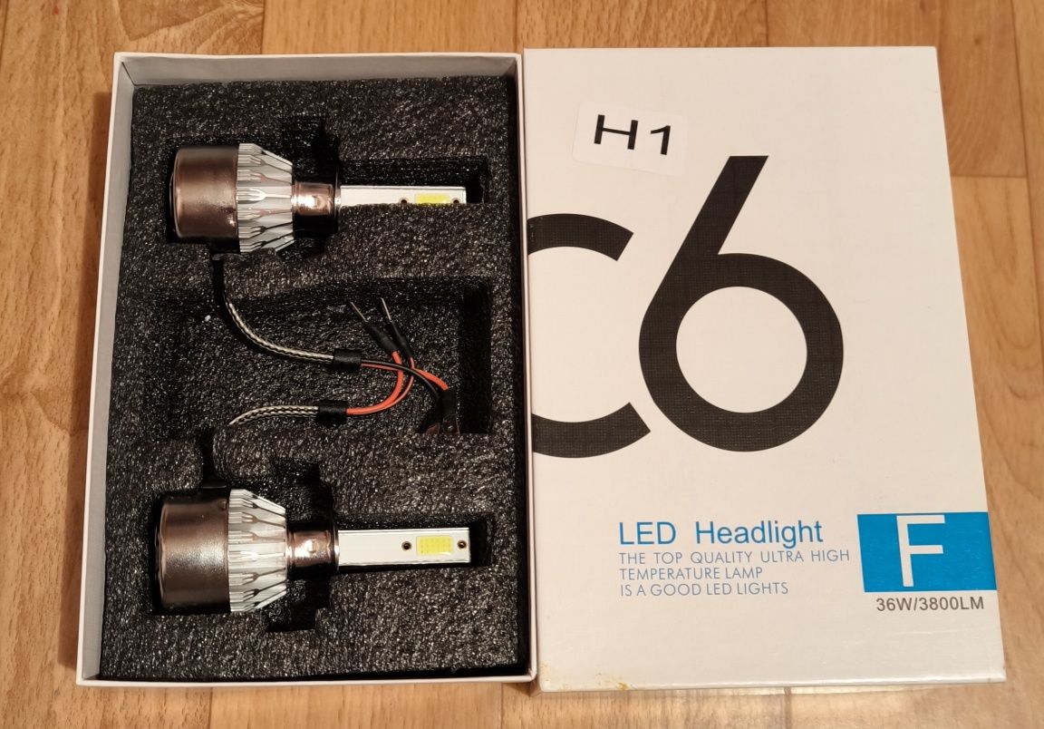 Продам Led (Лэд) лампы H1 и H7. Оба новые.