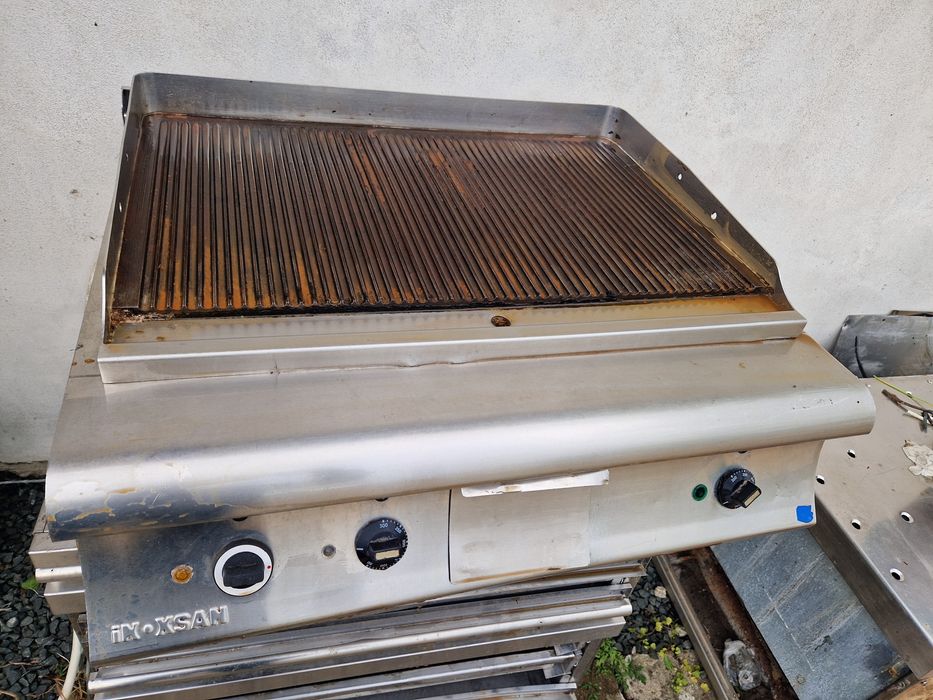 Grill electric sau gaz de putere, de banc sau cu banc