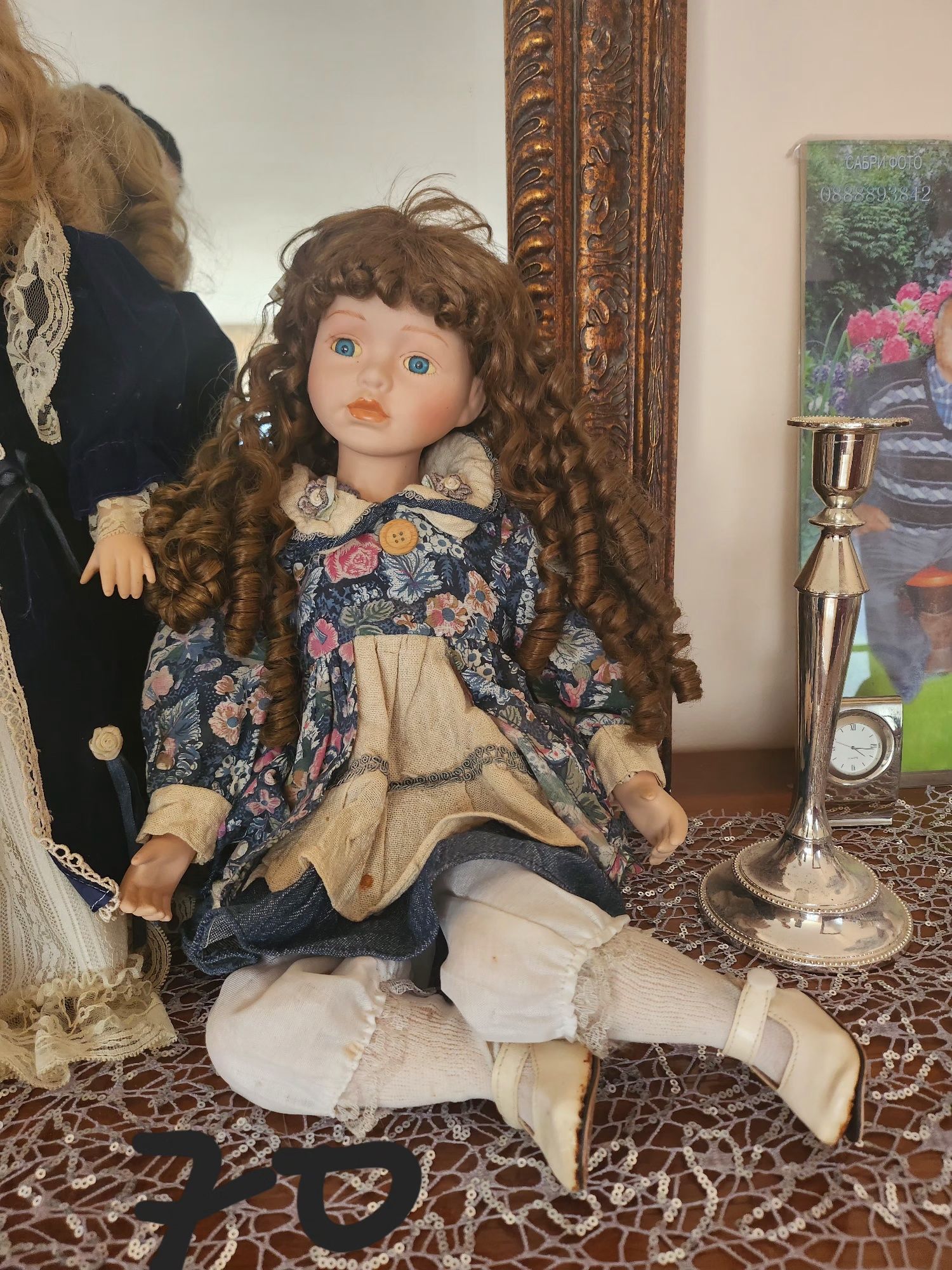 Порцеланова кукла