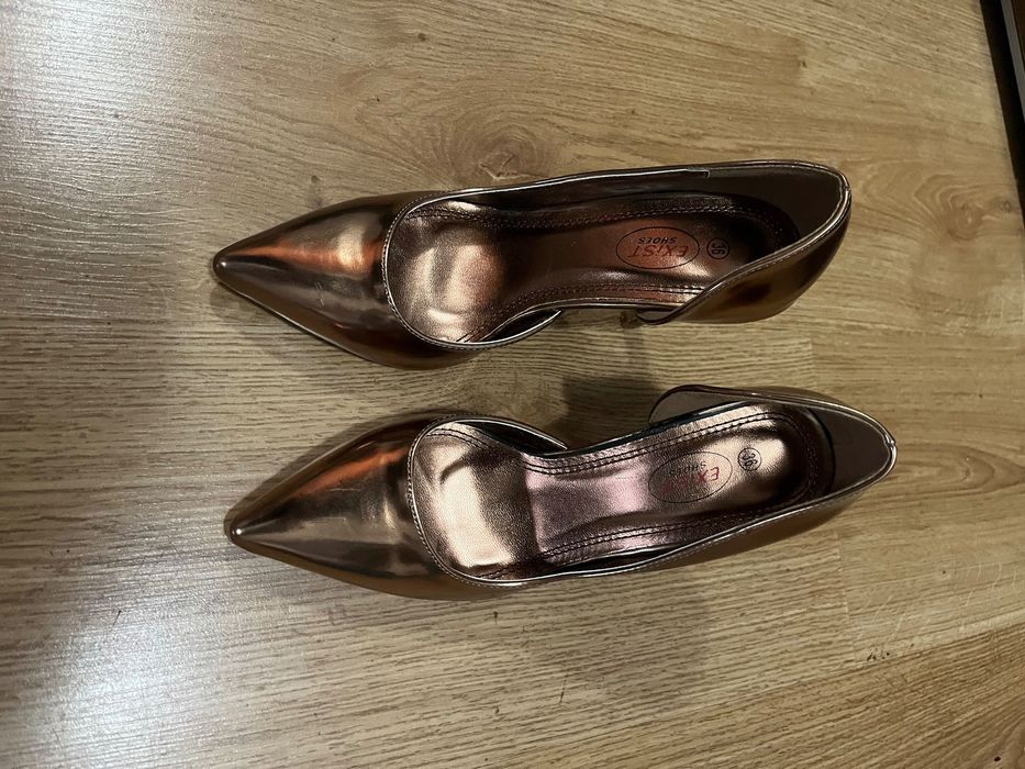 Pantofi stileto aramii noi